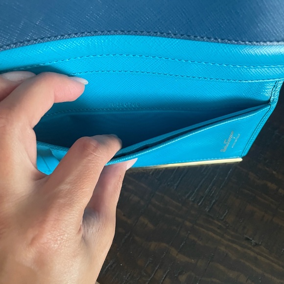 Blue Salvator Ferragamo 💙 - Picture 8 of 10